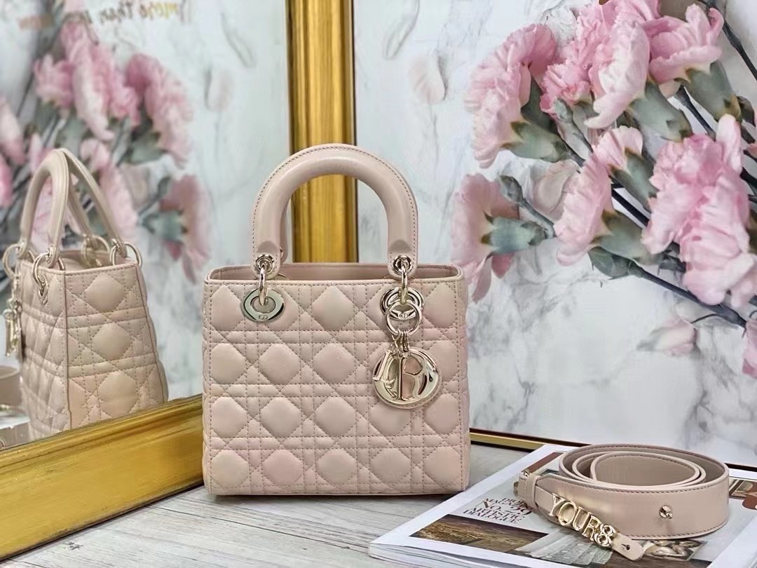 copy-1729739125-closet7202nd_EC82ACECA784_20240312_14.jpg