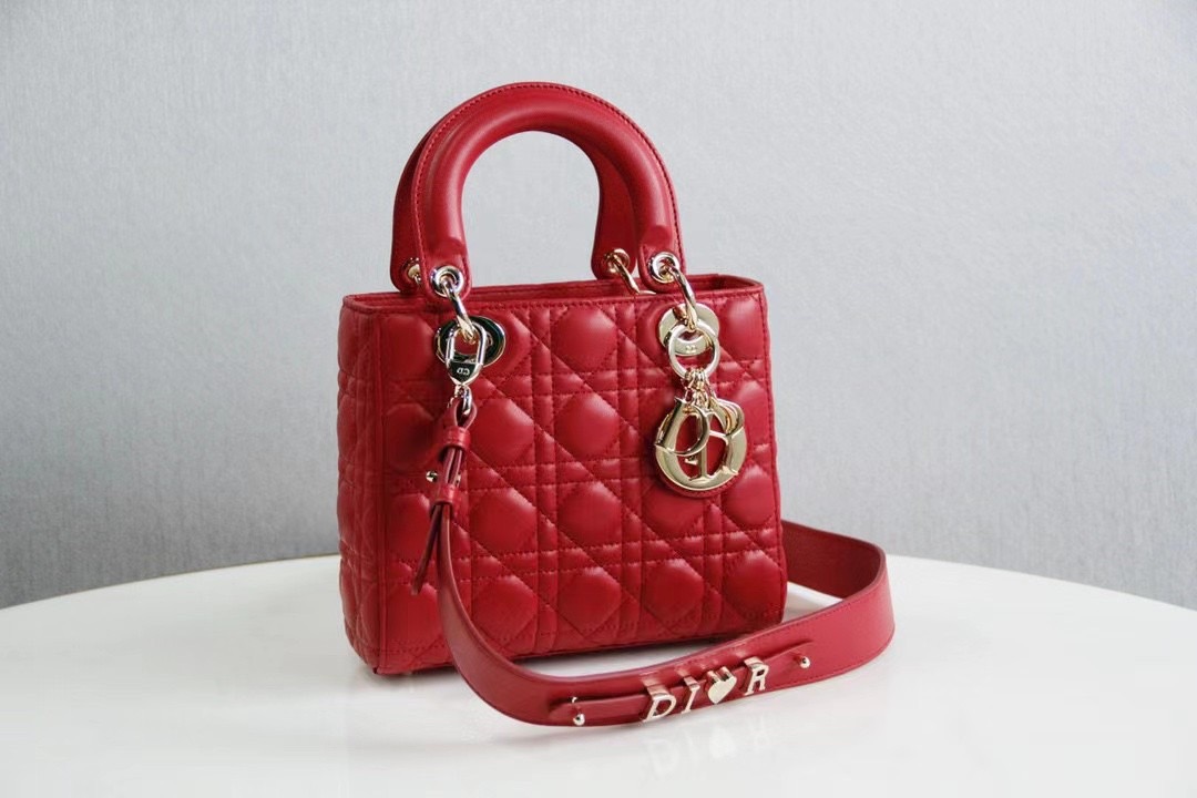 copy-1729739125-closet7202nd_EC82ACECA784_20240312_20.jpg