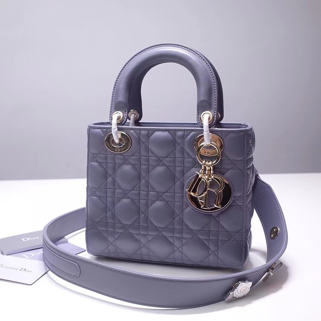 copy-1729739125-closet7202nd_EC82ACECA784_20240312_22.jpg
