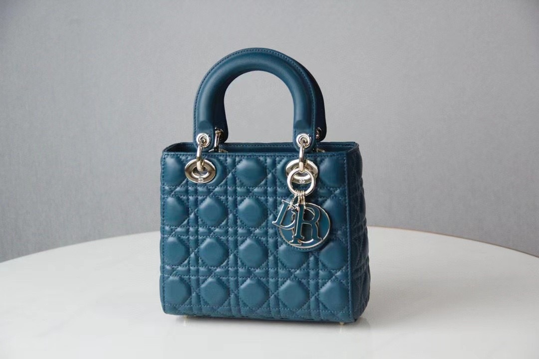 copy-1729739125-closet7202nd_EC82ACECA784_20240312_25.jpg