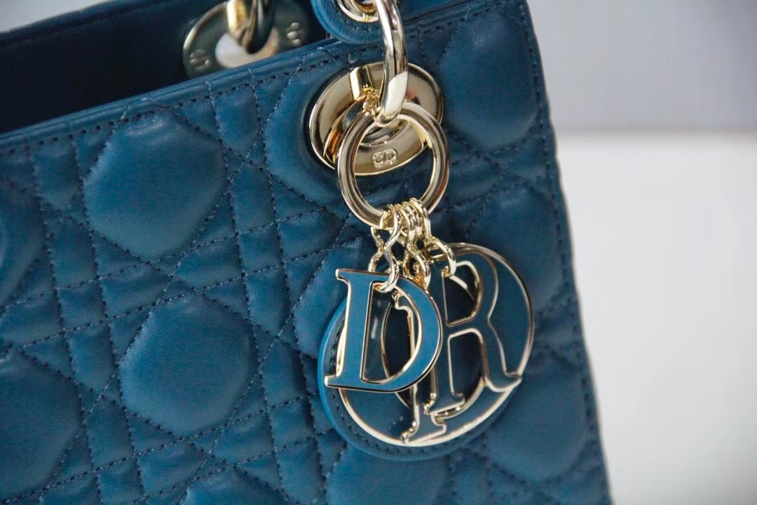 copy-1729739125-closet7202nd_EC82ACECA784_20240312_26.jpg