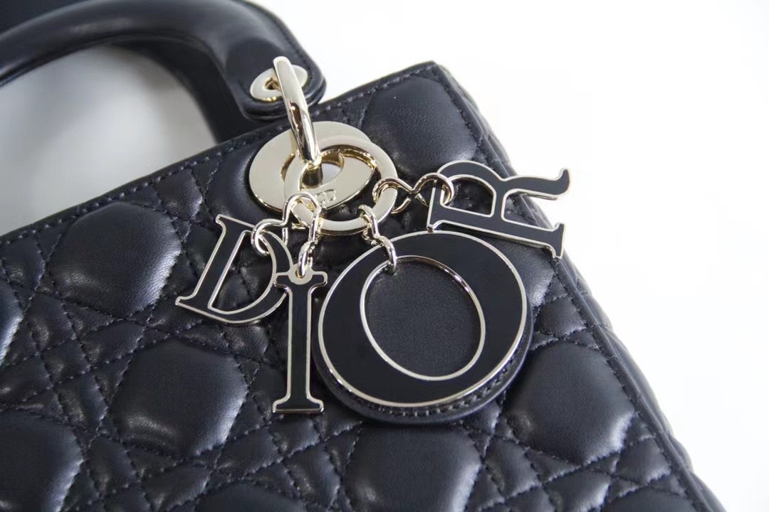 copy-1729739125-closet7202nd_EC82ACECA784_20240312_36.jpg
