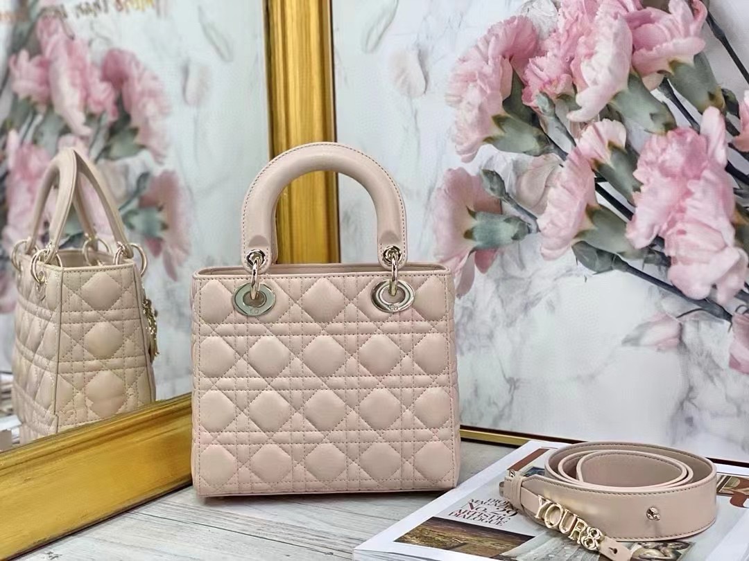 copy-1729739125-closet7202nd_EC82ACECA784_20240312_7.jpg