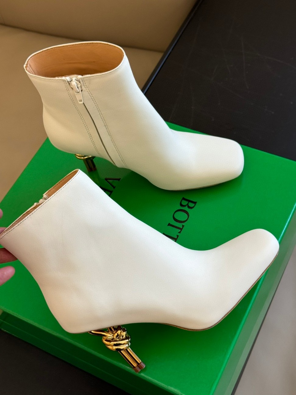 KakaoTalk_20241124_175038239_09.jpg