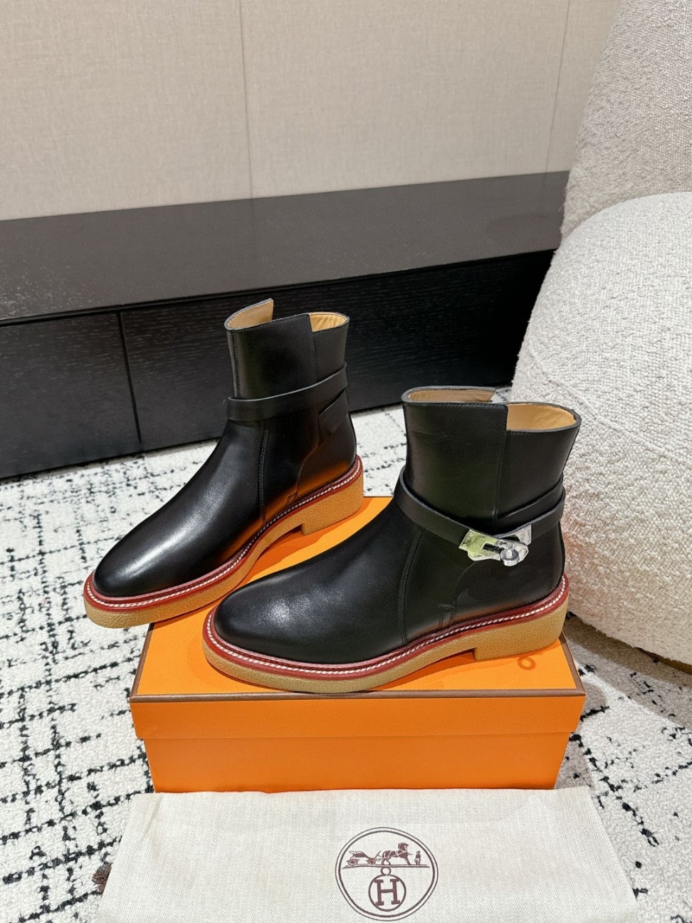 KakaoTalk_20241127_183305344_06.jpg