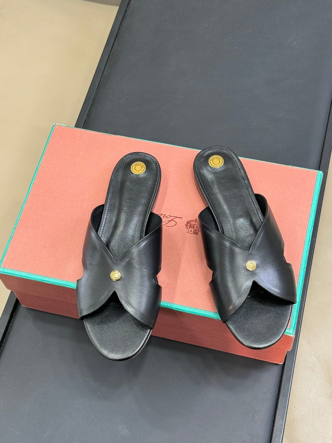 KakaoTalk_20250416_155325190_06.jpg