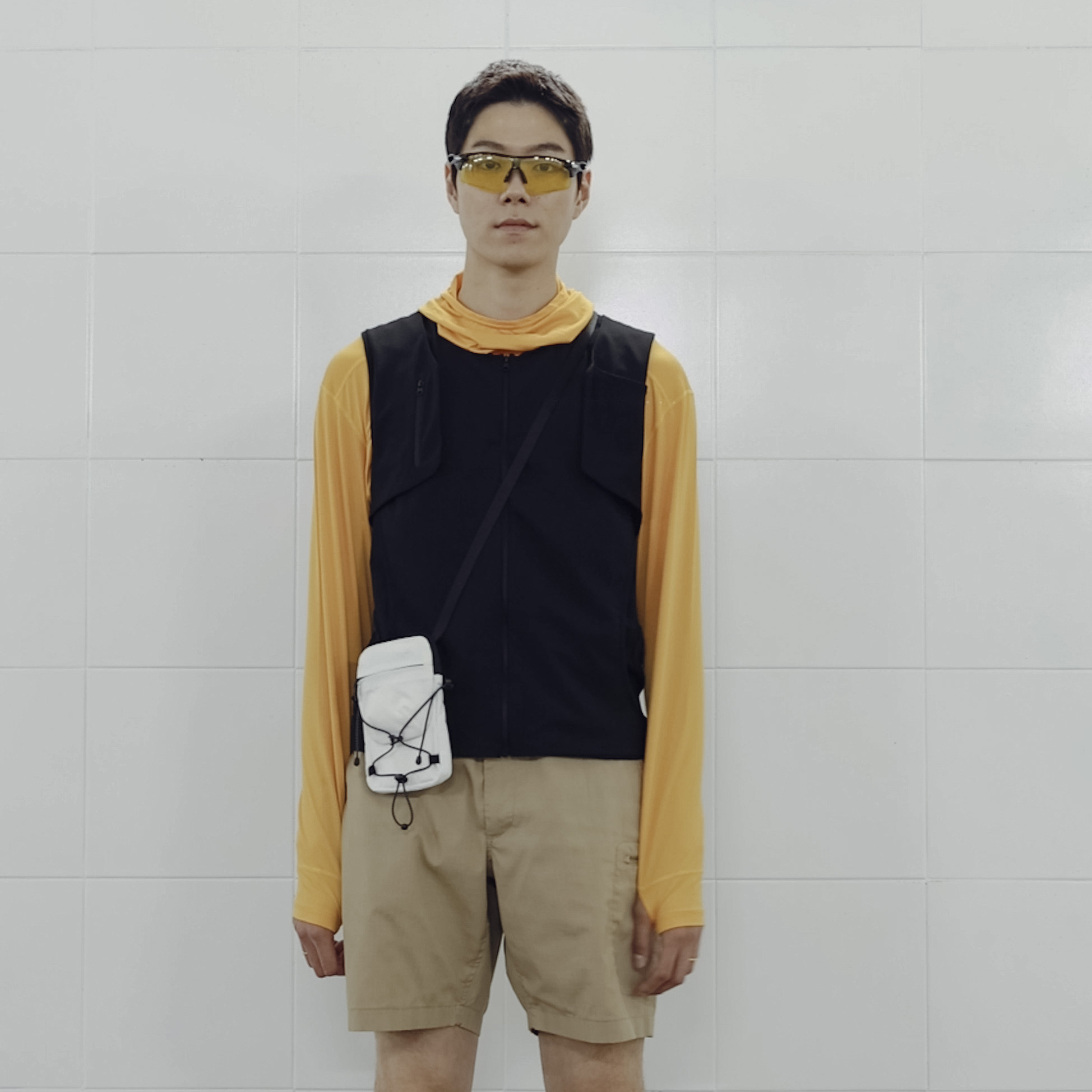 VOYAGER PASSPORT BAG 001 White - sweetch