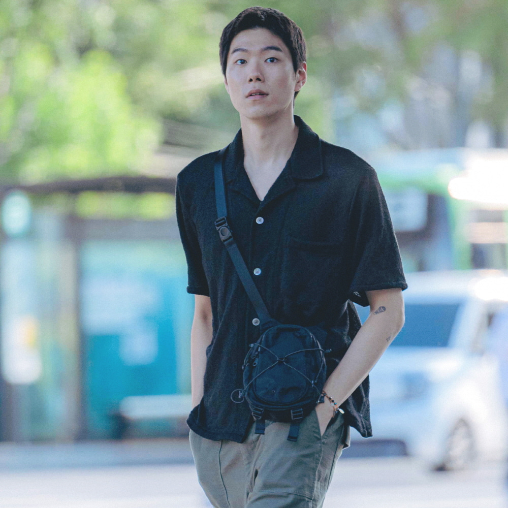 [SWEETCH] 韓国☆VOYAGER BODY BAG 001 VOYAGER BODY BAG 001 Black - sweetch