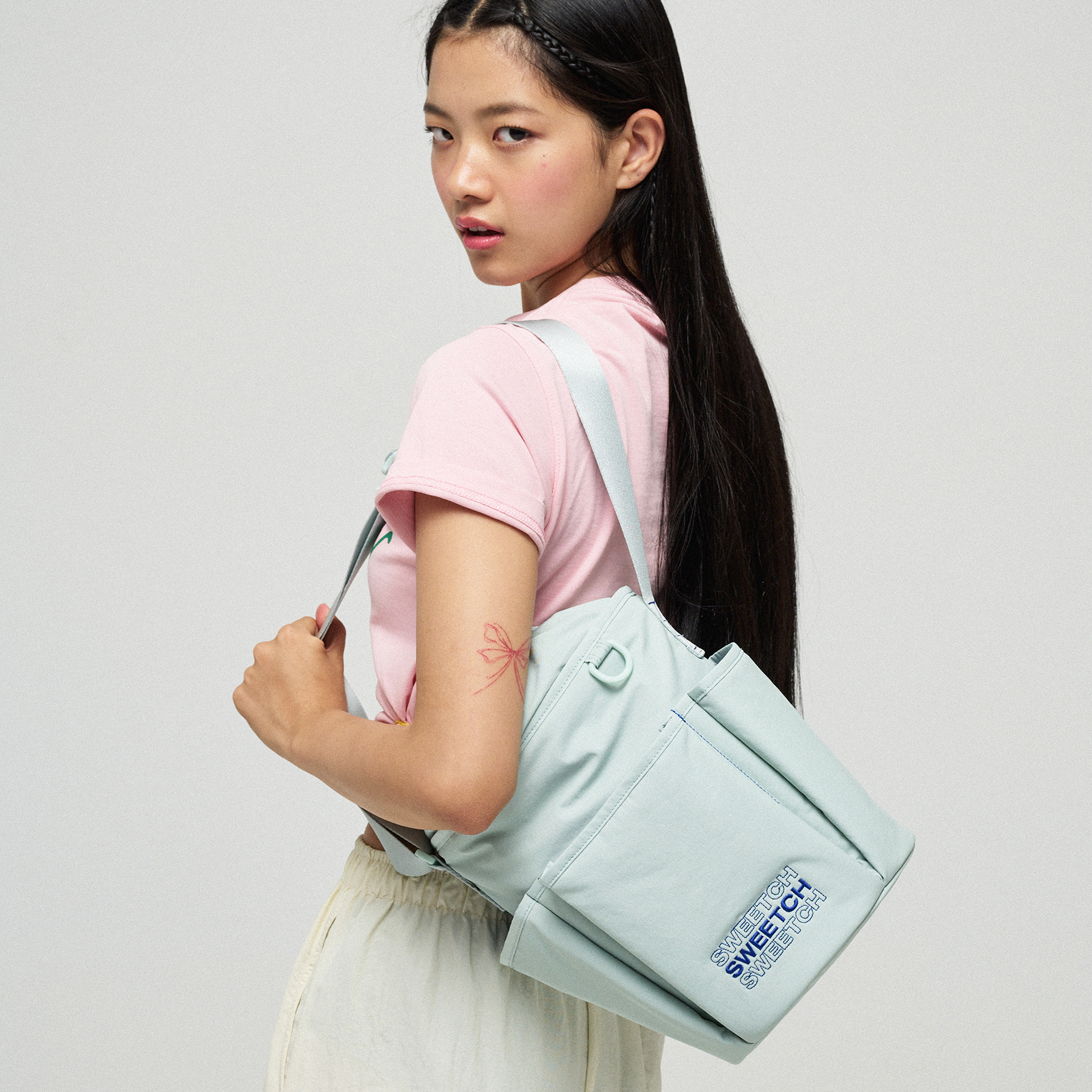 sweetch☆ROUND TUMBLER BAG 001 M ROUND TUMBLER BAG 001 M Light Blue - sweetch