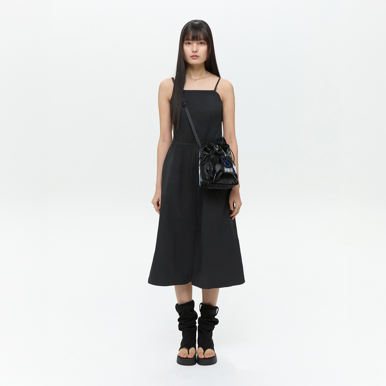【SWEETCH】★韓国人気★STRING MINI CROSS 001 Glossy Black★ STRING MINI CROSS 001 Black - sweetch