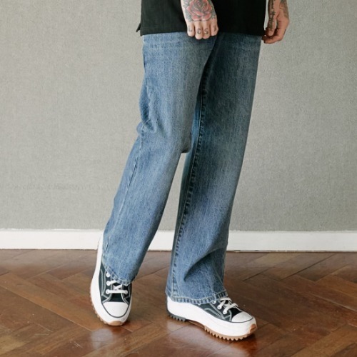 wide bootcut jeans