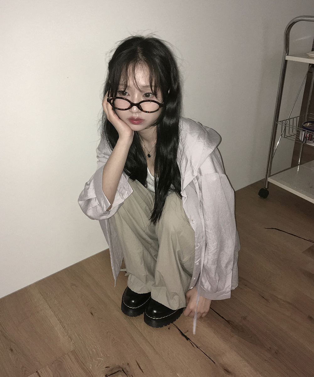 바지 모델 착용 이미지-S1L73