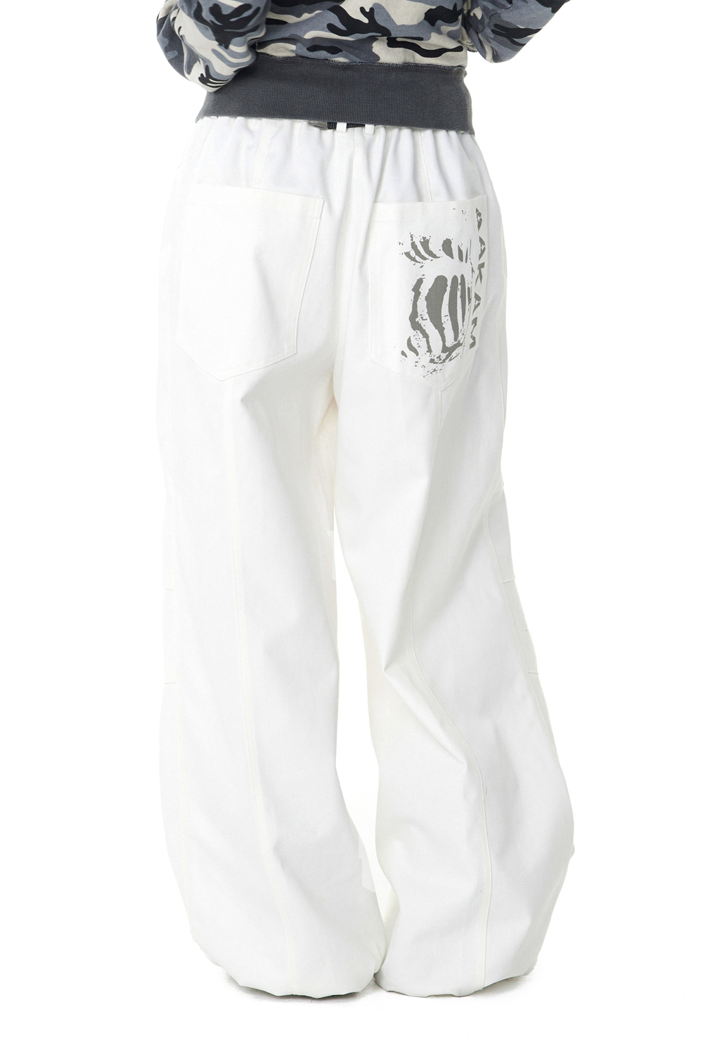 パンツ AAKAM Knee Pin-tuck Printed Denim Pants MUSINSA公式 | AAKAM Knee Pin-tuck Printed Denim Pants (Black)