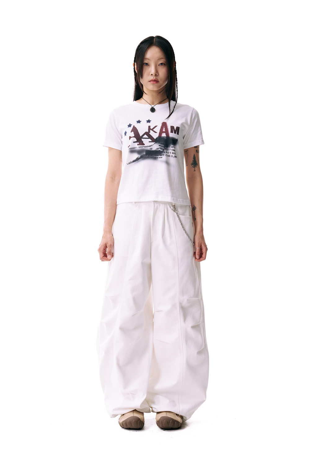 パンツ AAKAM Knee Pin-tuck Printed Denim Pants AAKAM】98 Printed Knee Pin-tuck Denim Pants | OUR BRAND