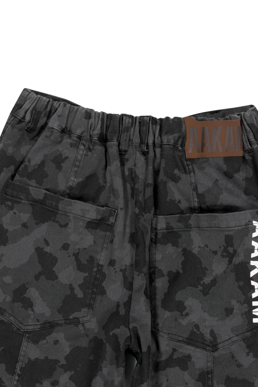 Knee Pin-tuck Camouflage Twill Pants (Black) | AAKAM