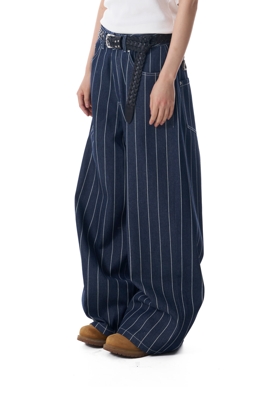 パンツ AAKAM Striped Cinch Back Denim Pants Striped Cinch Back Denim Pants (Blue) - AAKAM