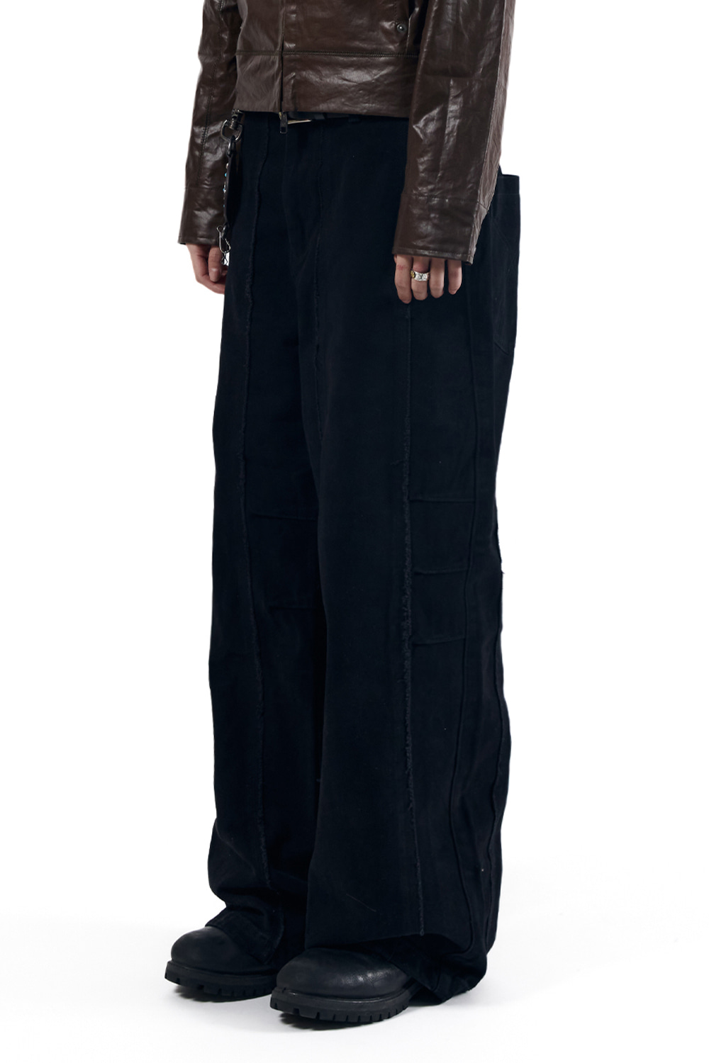Knee Pin-Tuck Panel Cotton Pants (Black) - AAKAM