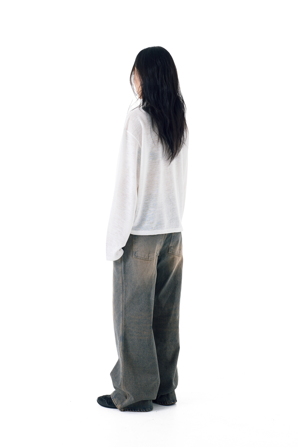 Boat Neck Logo Long Sleeve (White) - AAKAM