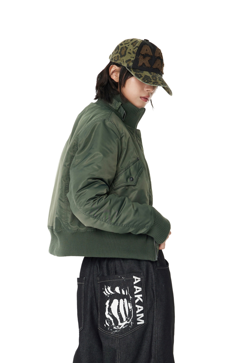 Knee Pin-tuck Printed Denim Pants (Black) - AAKAM