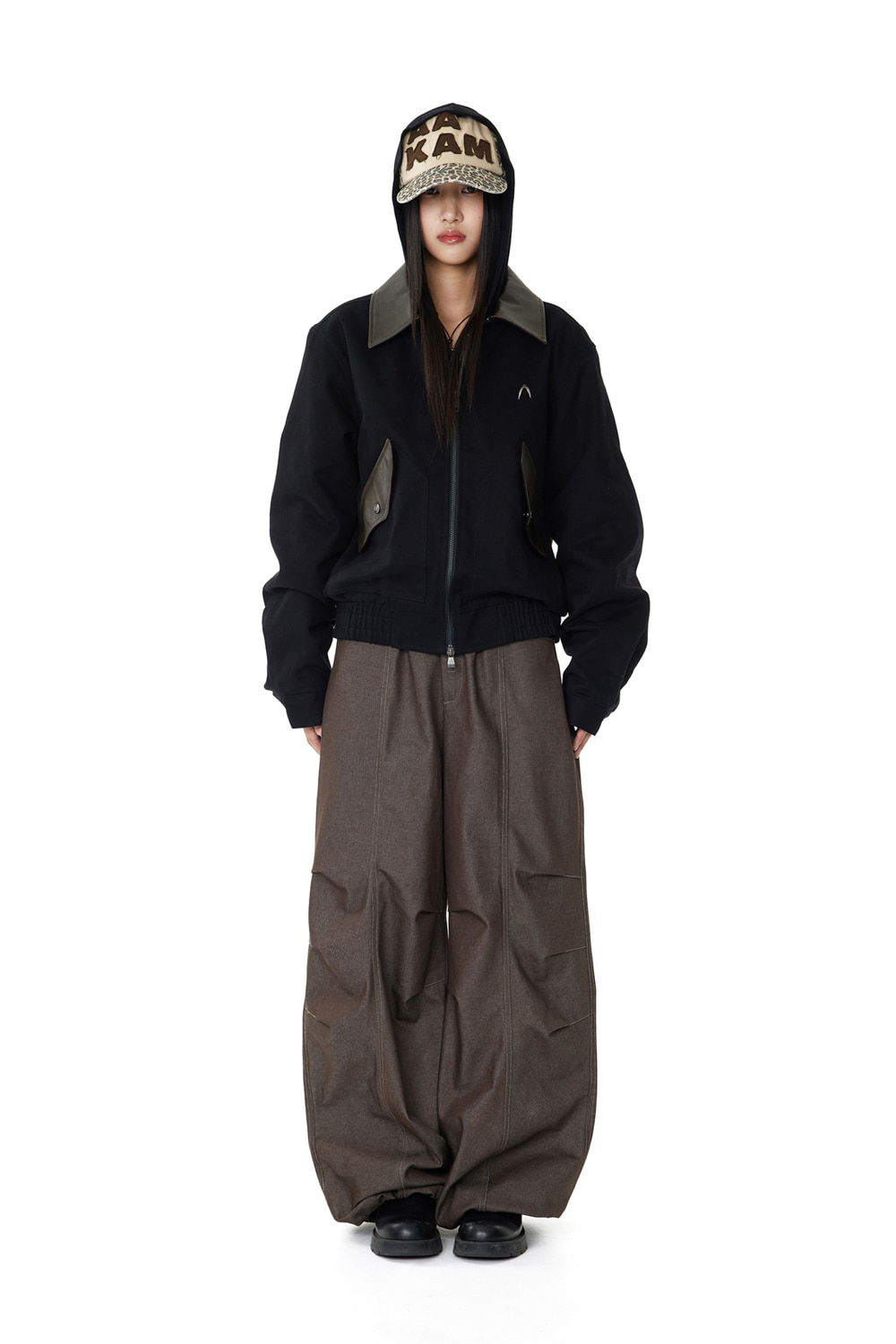 Knee Pin-tuck Printed Denim Pants (Brown) - AAKAM