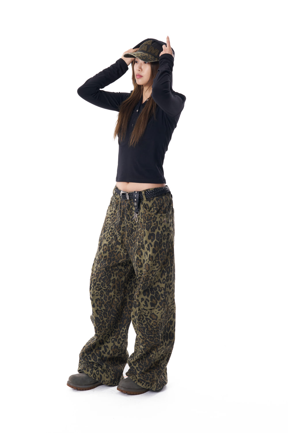 Studded CROS2 Hooded Long Sleeve (Black) - AAKAM