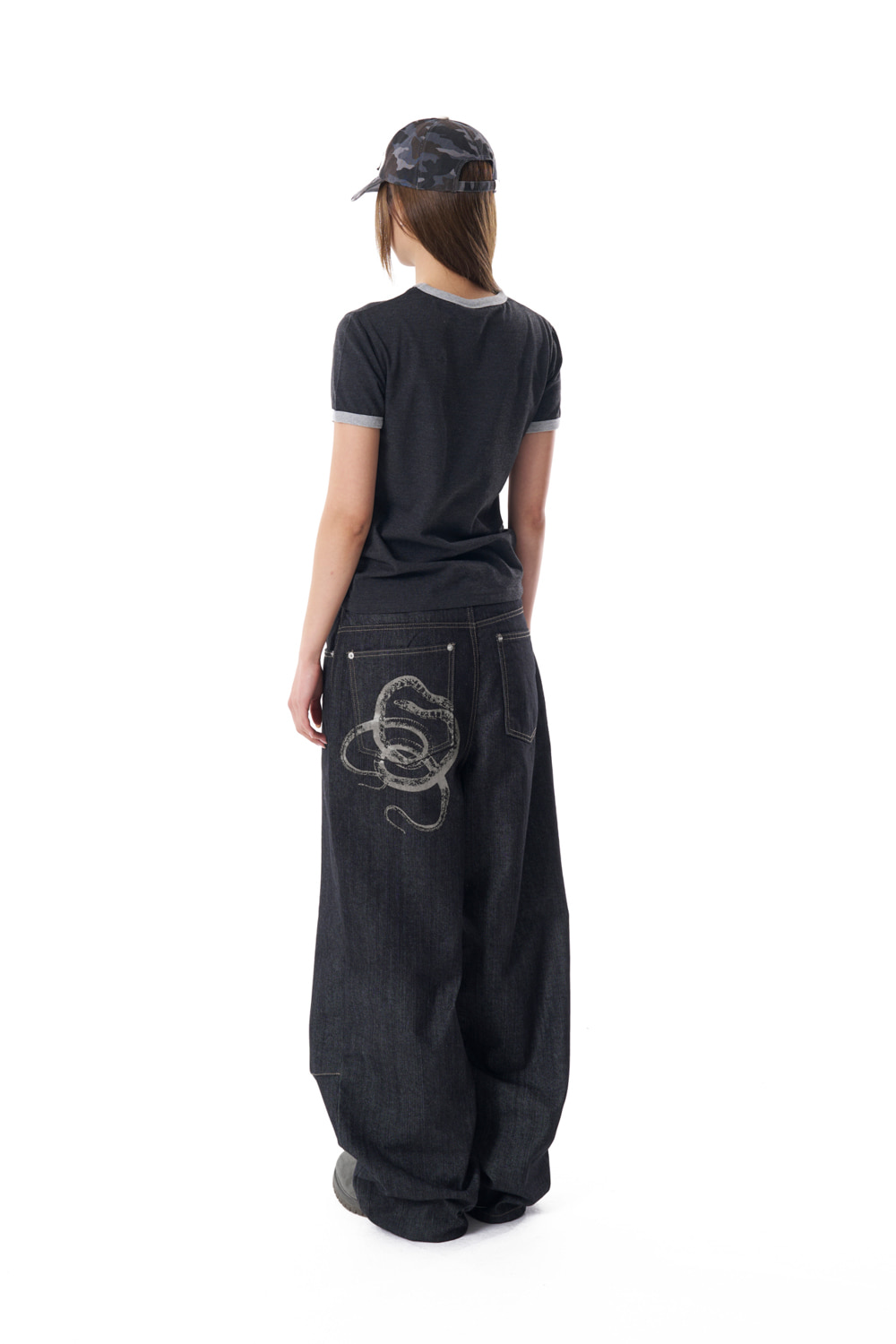 パンツ AAKAM Snake Printed Denim Pants Snake Printed Denim Pants (Black) - AAKAM