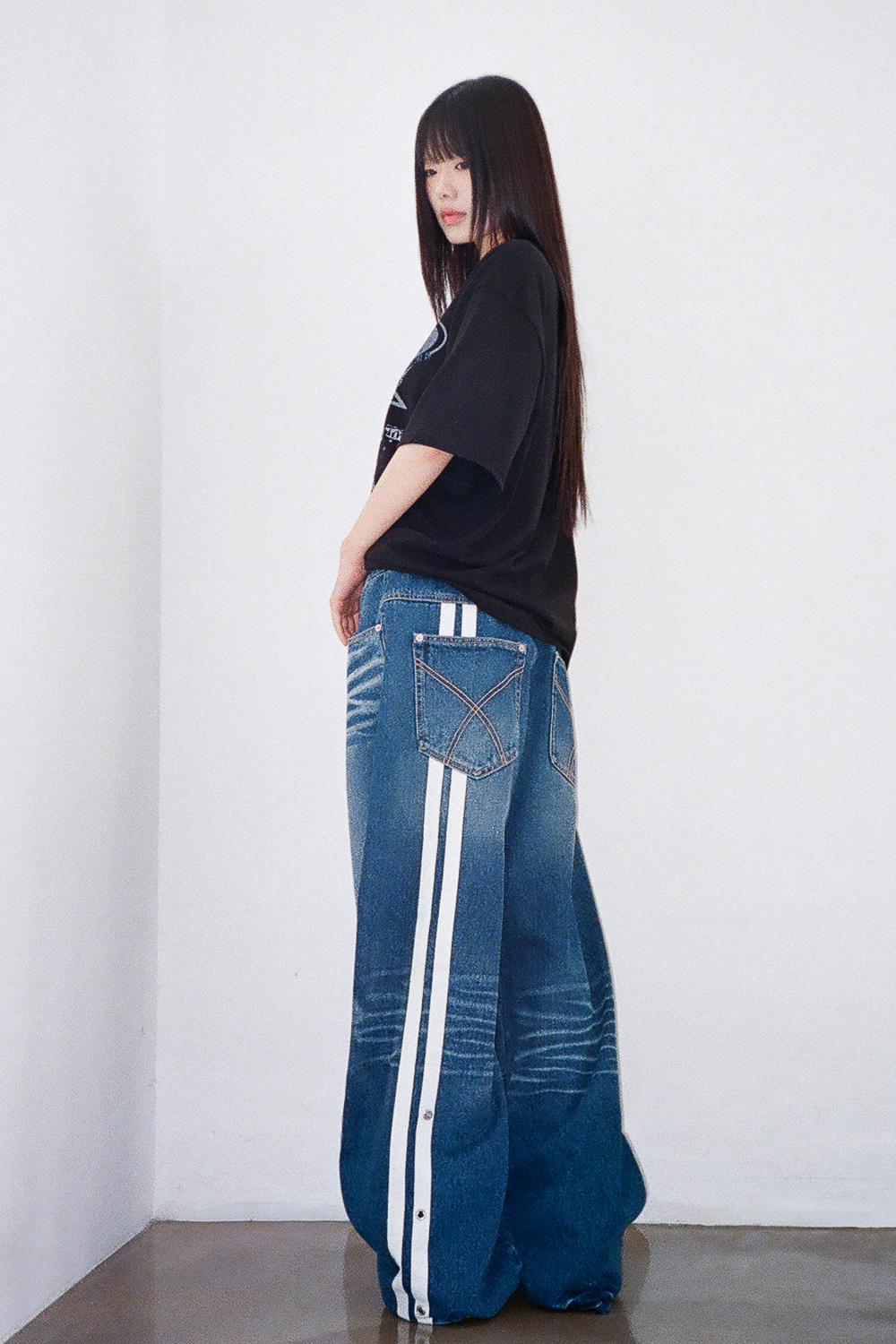 2-Lined Eyelet Washed Denim Pants (Blue) - AAKAM