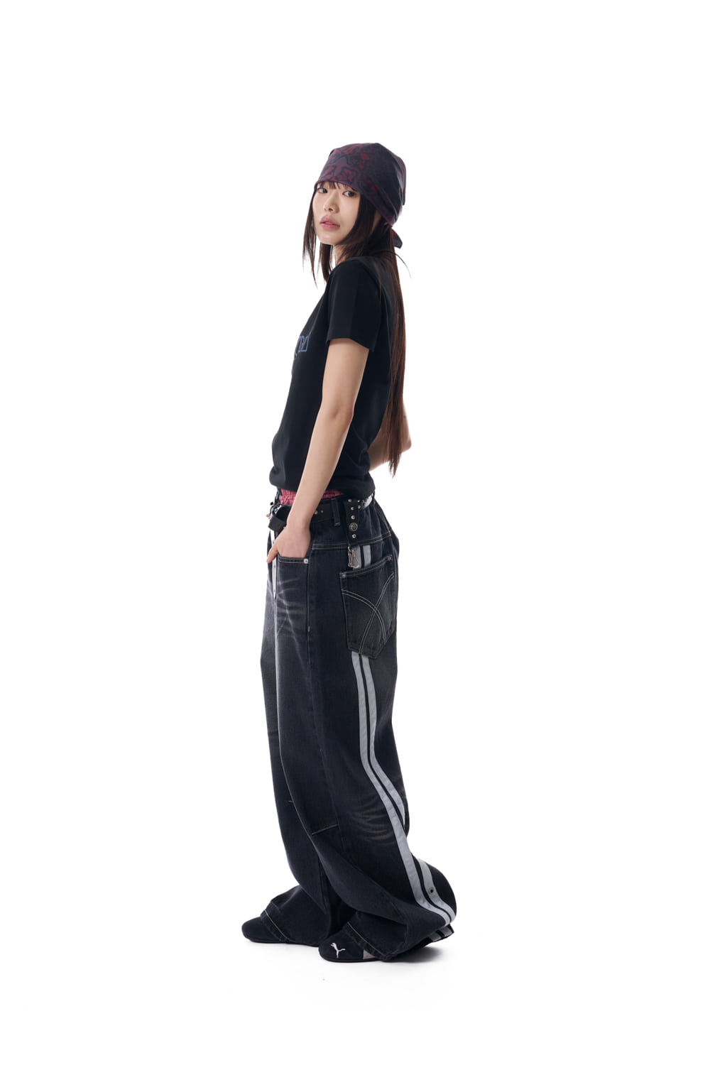 2-Lined Eyelet Washed Denim Pants (Black) - AAKAM