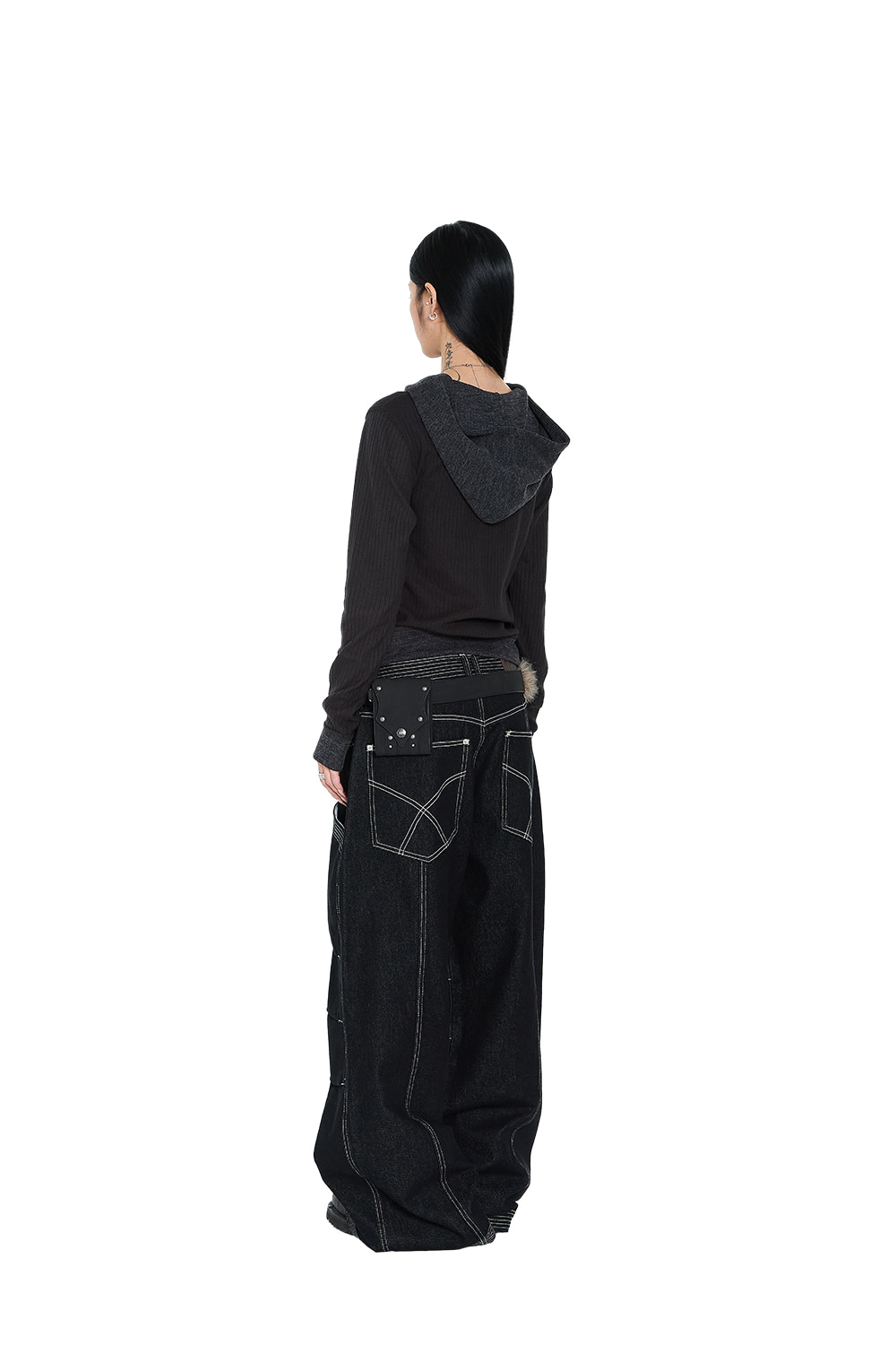 Knee Pin-Tuck Stitched Denim Pants (Black) - AAKAM