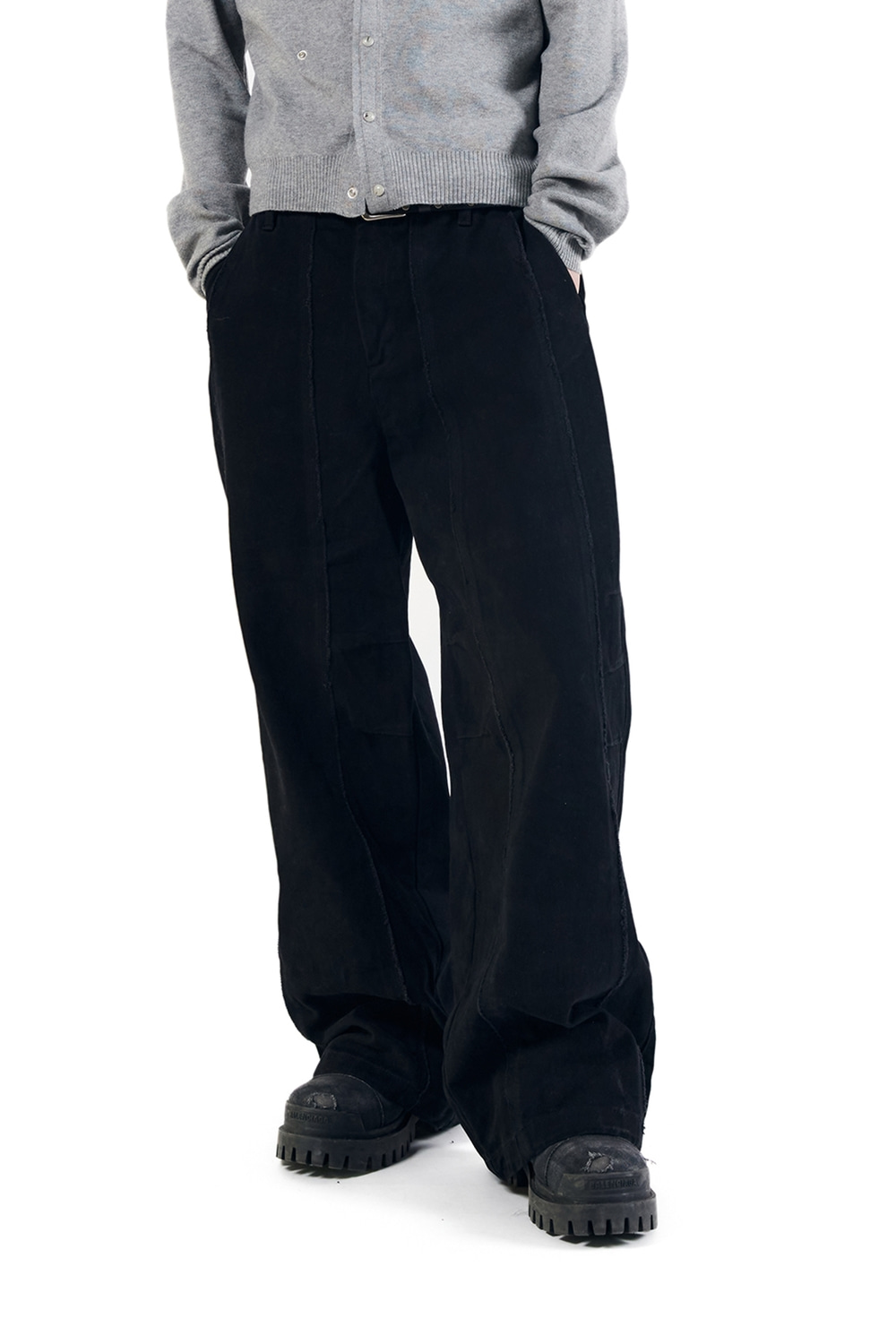 Knee Pin-Tuck Panel Cotton Pants (Black) - AAKAM