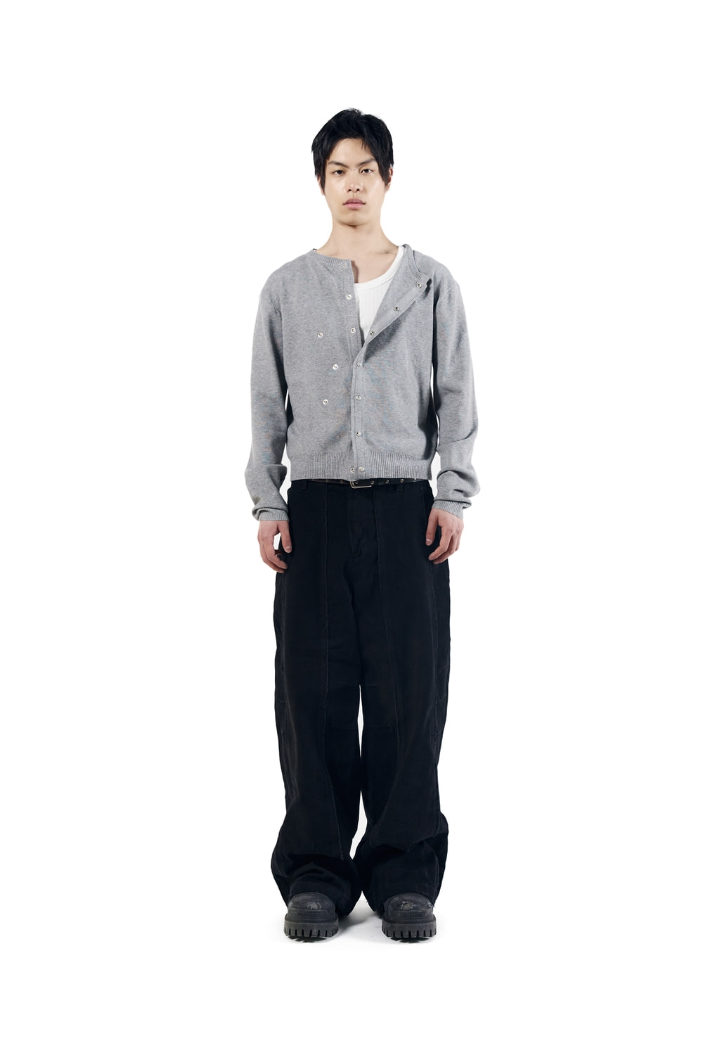 Knee Pin-Tuck Panel Cotton Pants (Black) - AAKAM