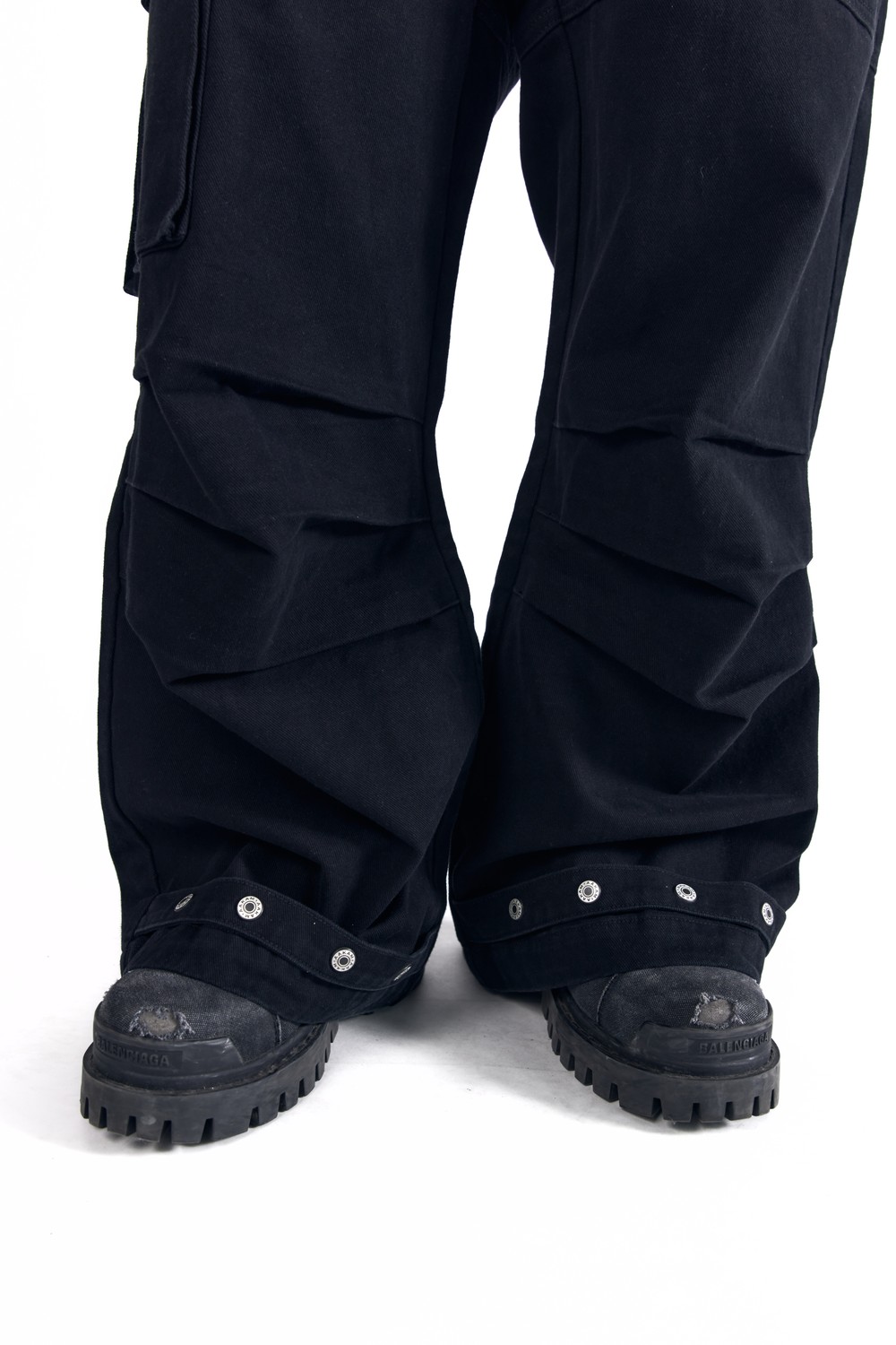 Cowboy Chaps Cotton Pants (Black) - AAKAM