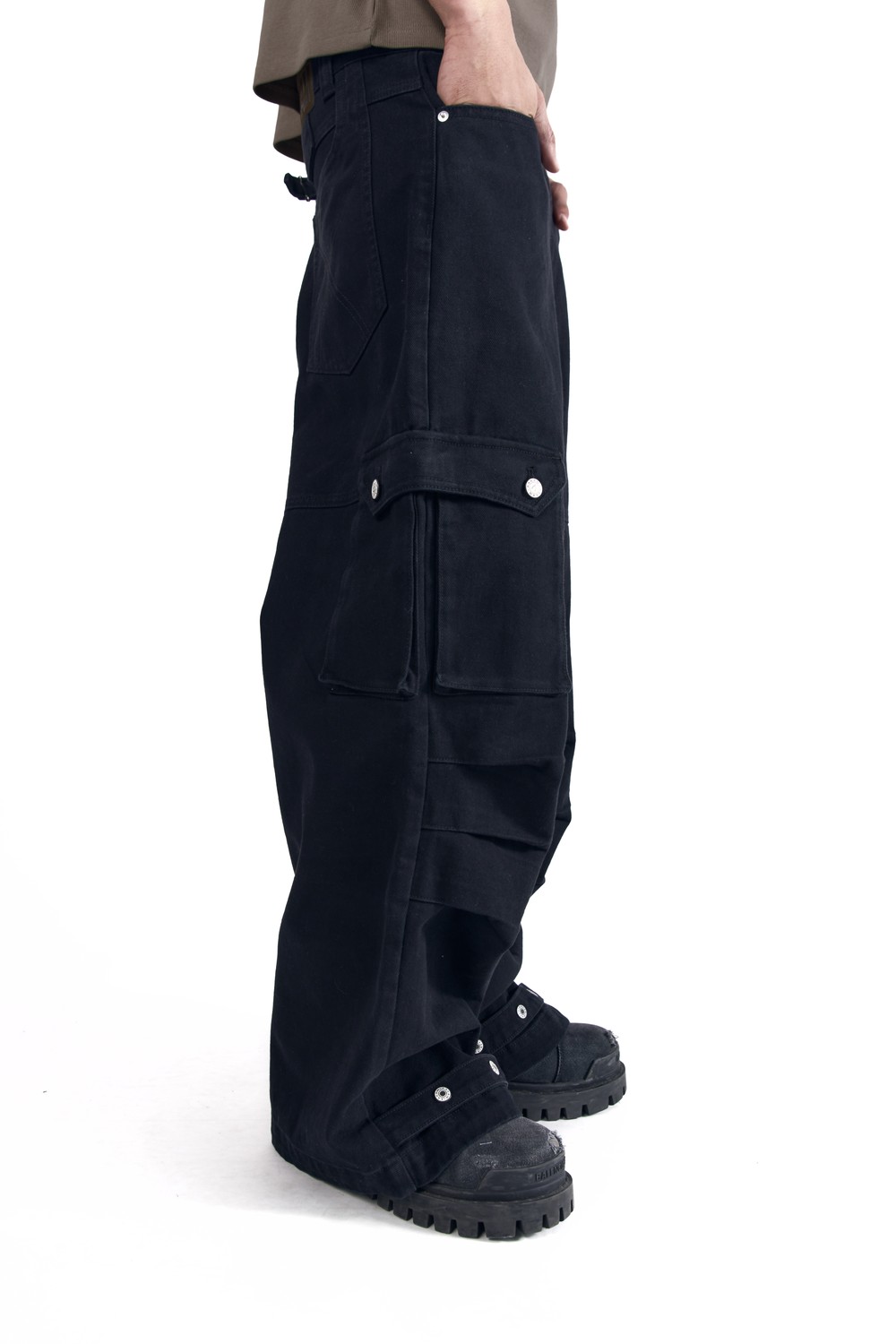 Cowboy Chaps Cotton Pants (Black) - AAKAM
