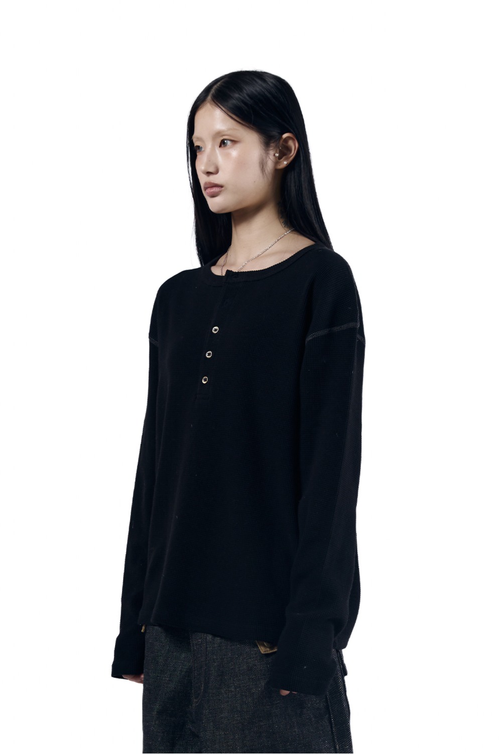 Henry Neck Waffle Long Sleeve (Black) - AAKAM