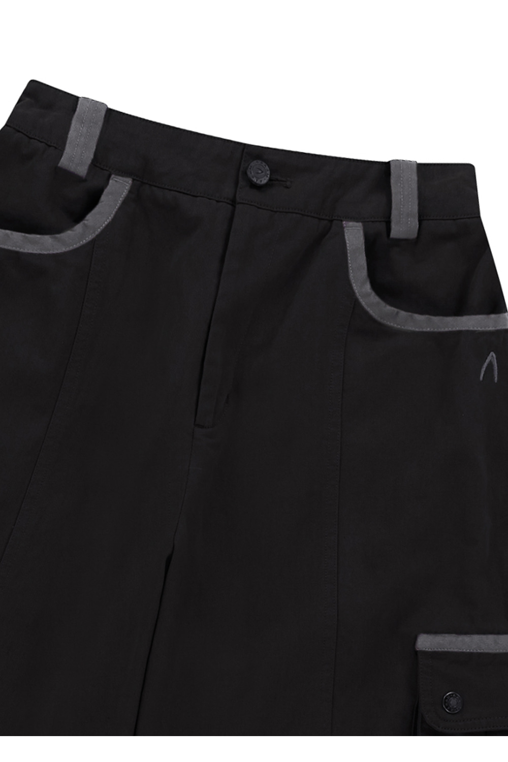 ●AAKAM● Knee Pin-tuck Contrast Cargo Pants AAKAM】Knee Pin-tuck Contrast Cargo Pants カーゴパンツ