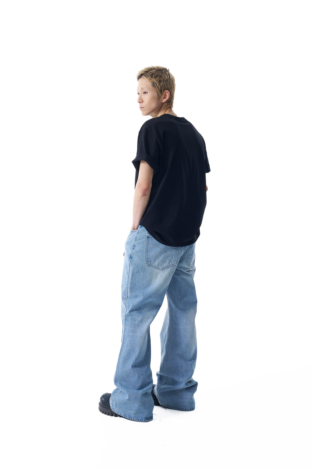 AAKAM AKM CROS2 Half Top Tシャツ　ブラック AAKAM AKM CROS2 Half Top Tシャツ ブラック - メルカリ