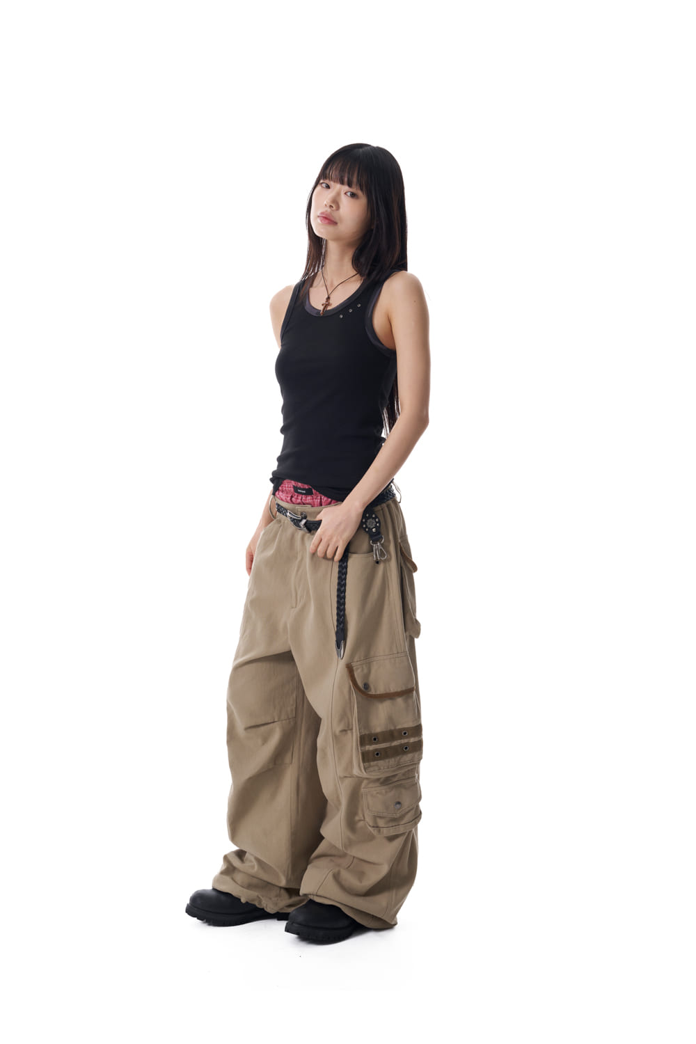 98 Knee Pin-Tuck Contrast Cargo Pants (Beige) | AAKAM