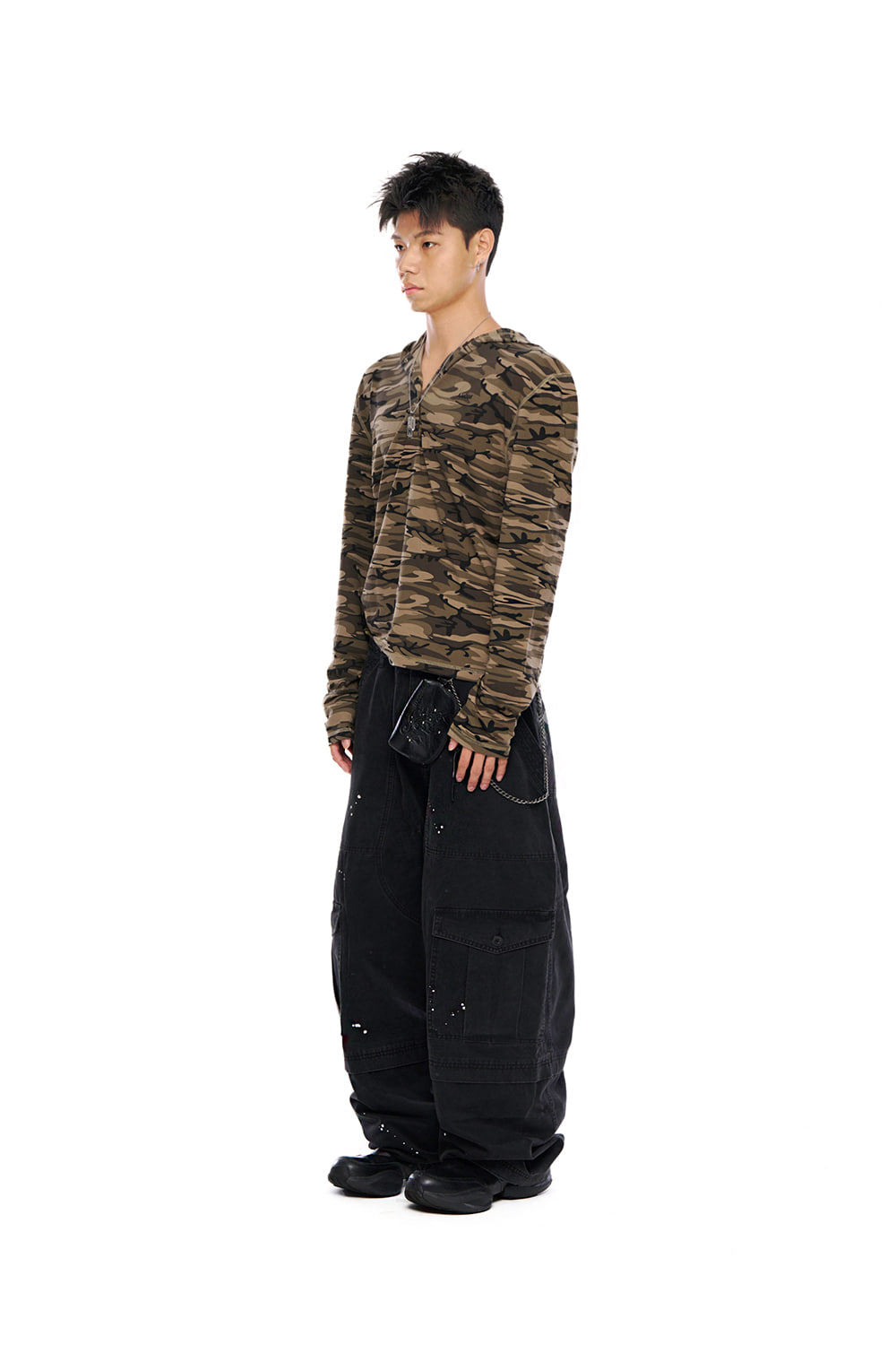 Painted Military Cargo Pants (Black) - AAKAM