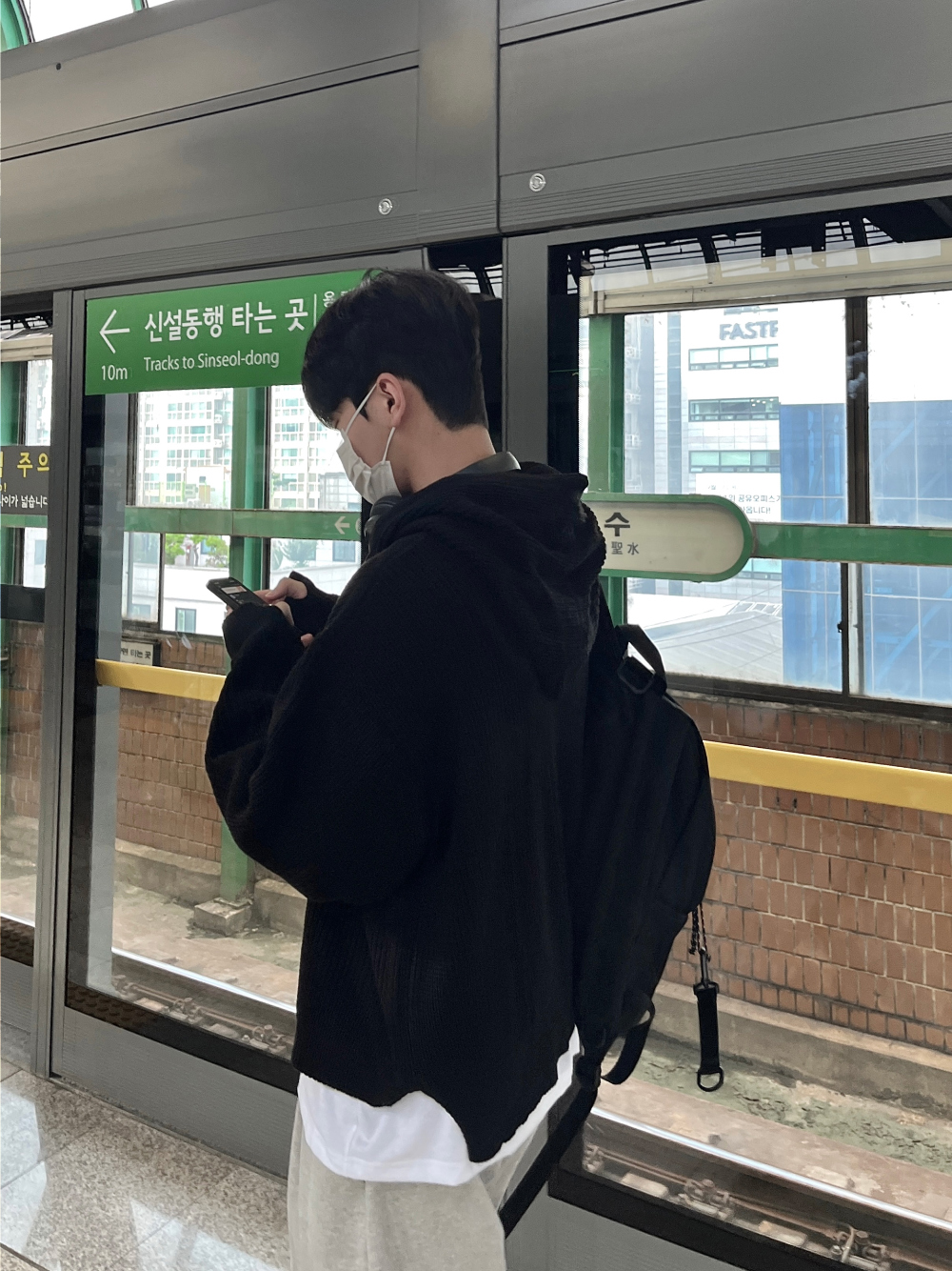 바지 모델 착용 이미지-S3L6