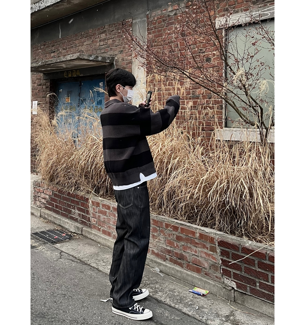 긴팔 티셔츠 모델 착용 이미지-S1L35