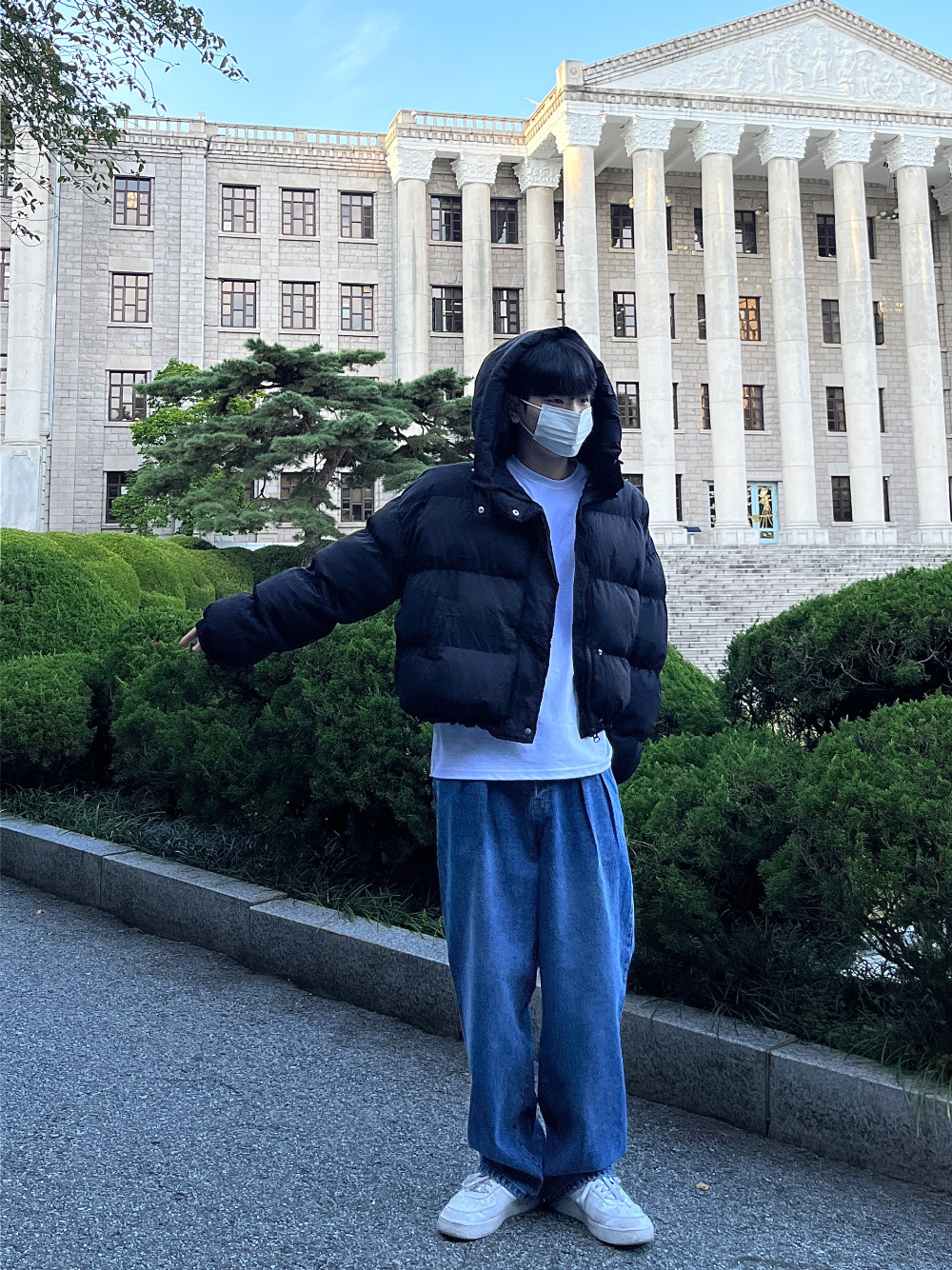 패딩 모델 착용 이미지-S60L2