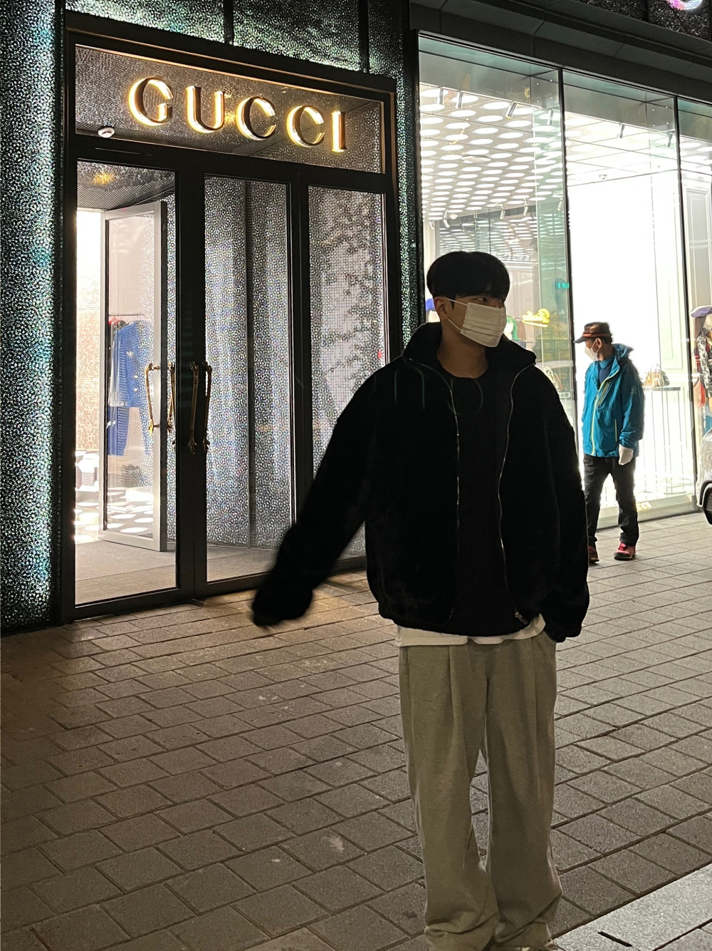 재킷 모델 착용 이미지-S62L18