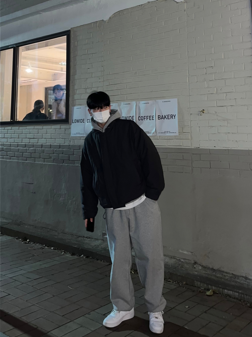 바지 모델 착용 이미지-S20L3