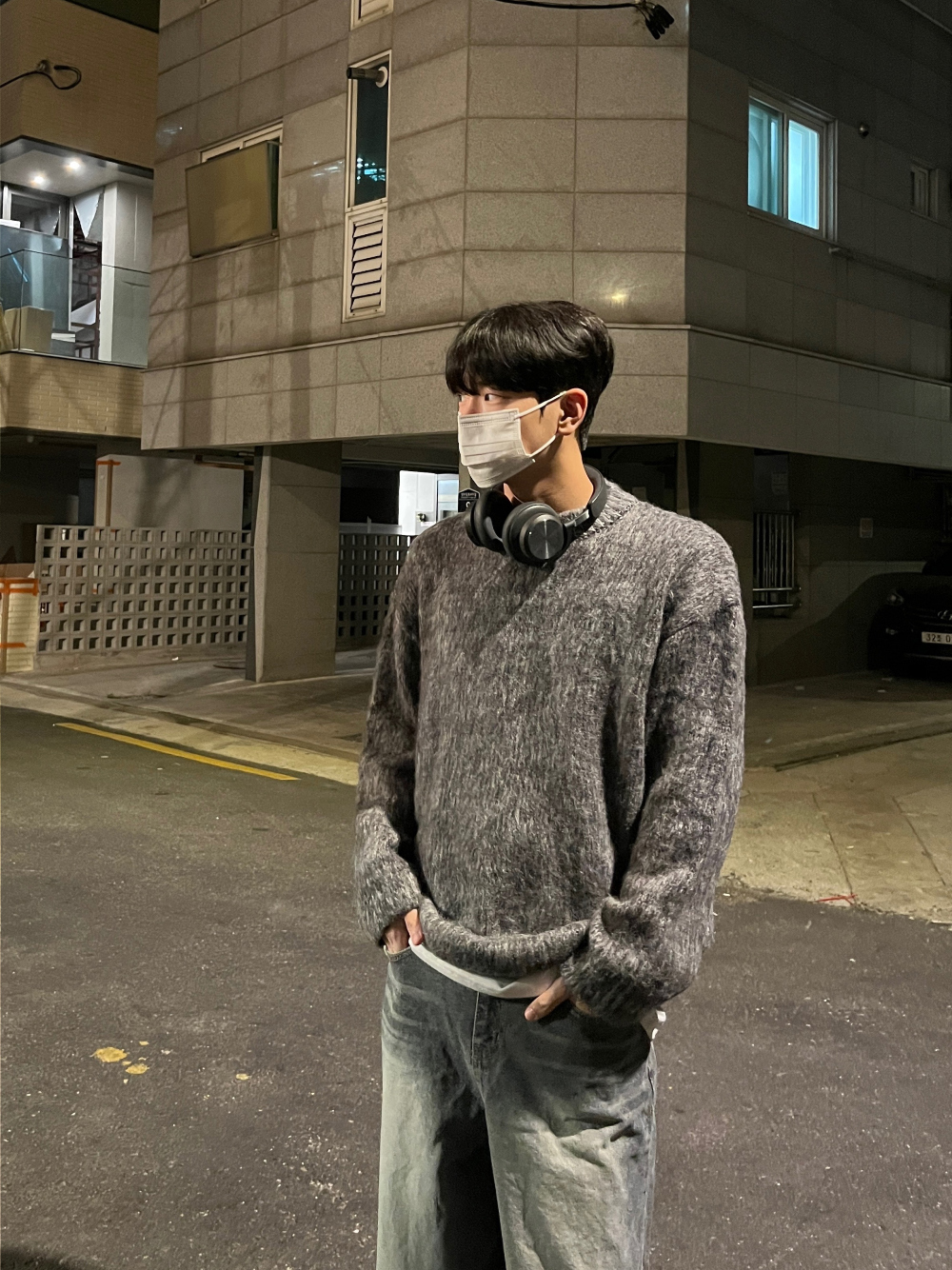 바지 모델 착용 이미지-S24L7
