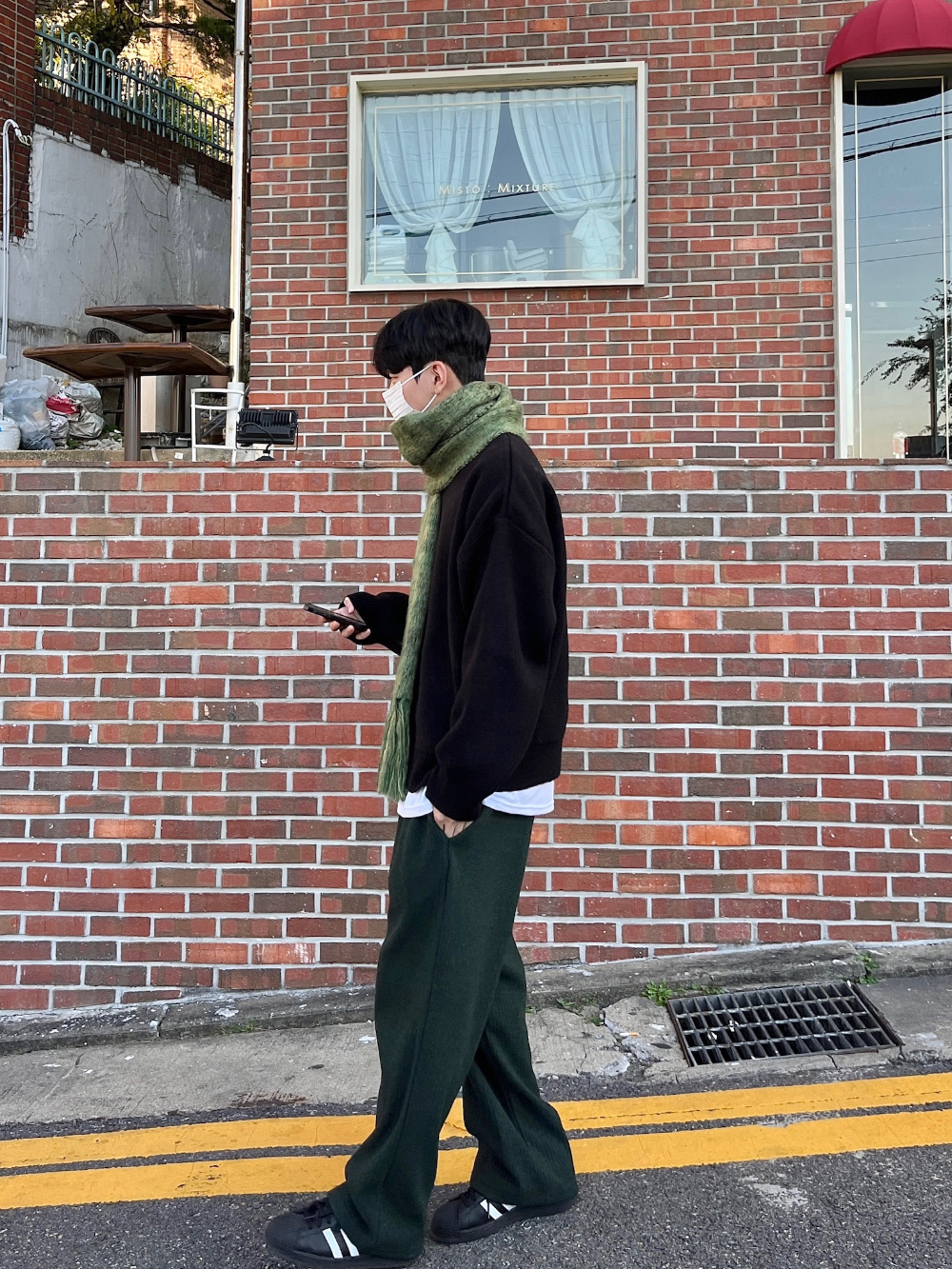 머플러 모델 착용 이미지-S65L12