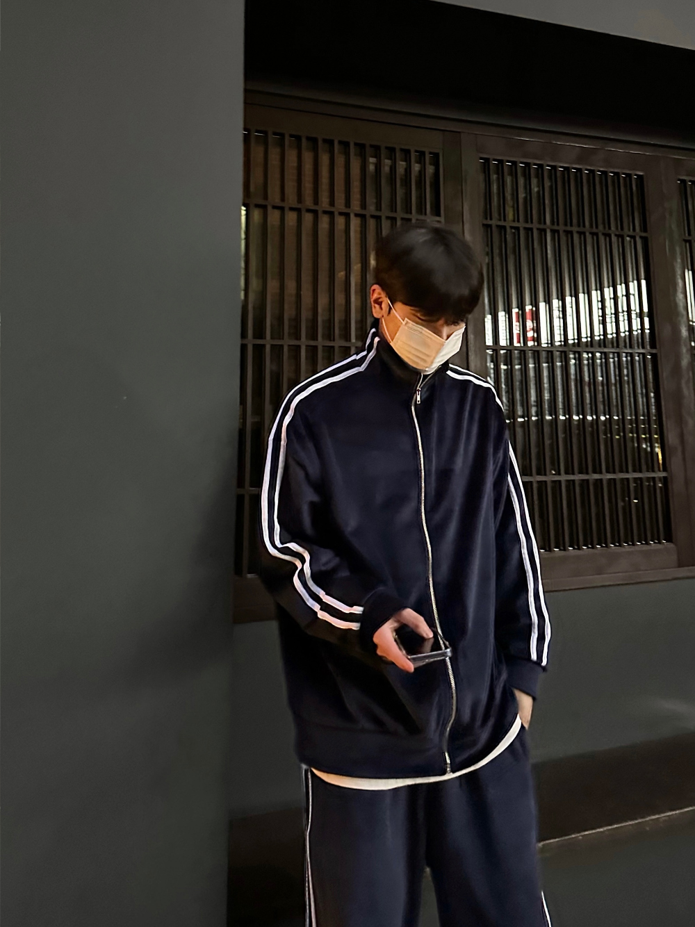 바지 모델 착용 이미지-S28L31