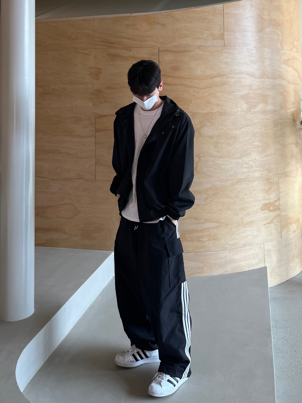 재킷 모델 착용 이미지-S45L22