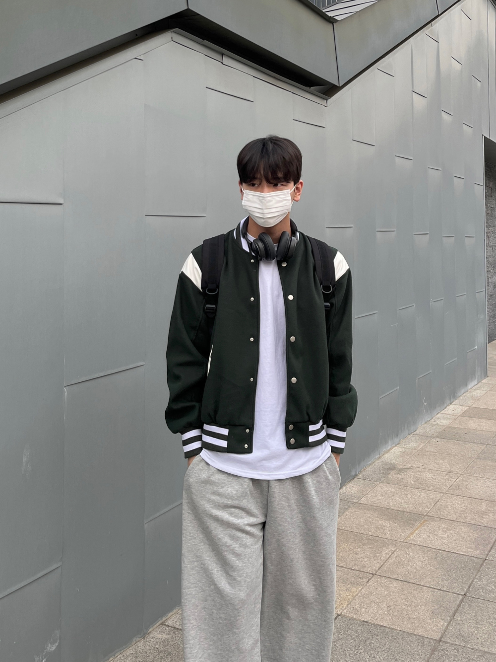 재킷 모델 착용 이미지-S57L10