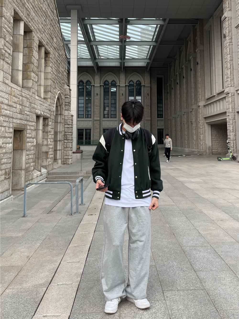재킷 모델 착용 이미지-S57L11