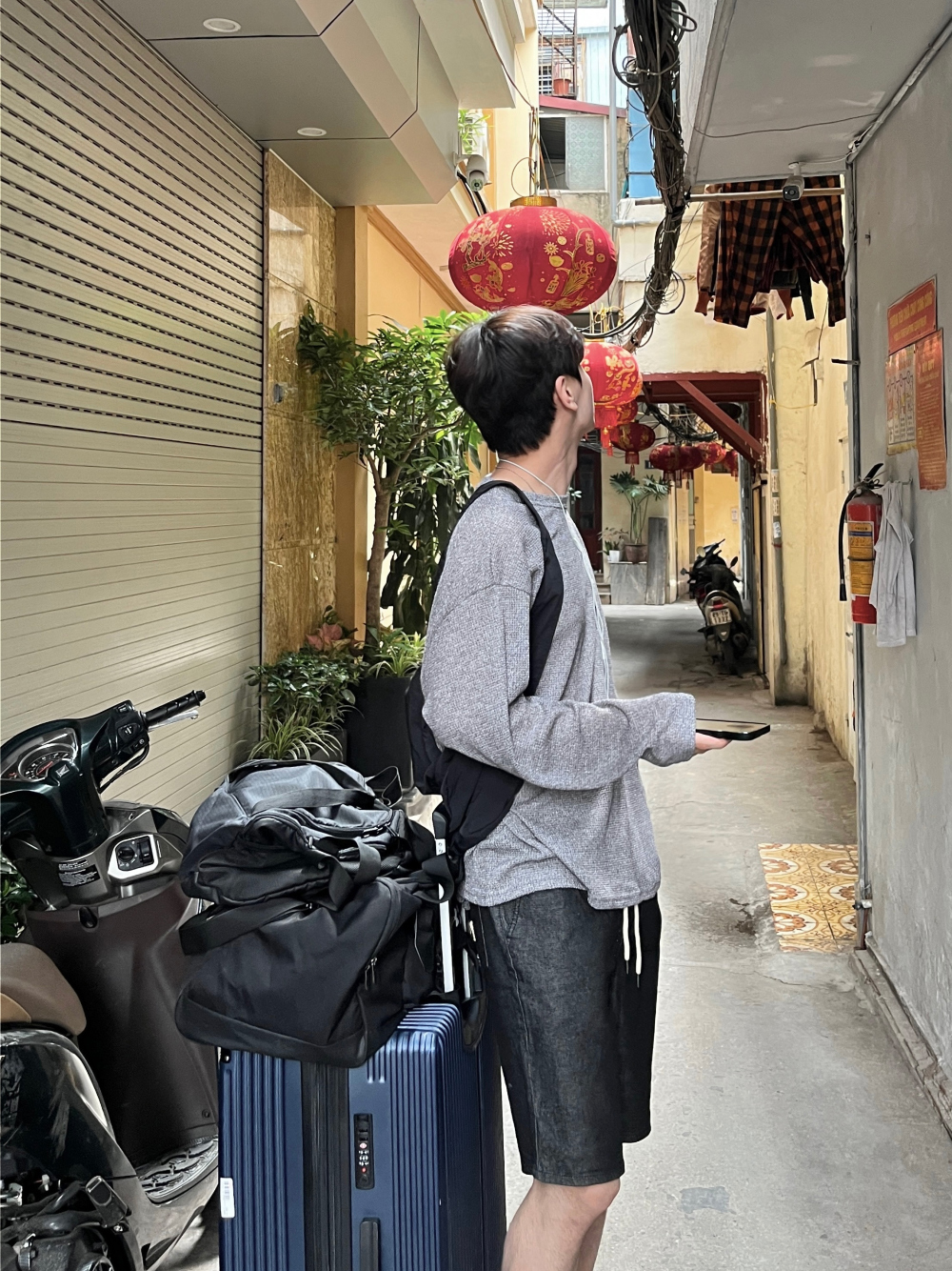 드레스 모델 착용 이미지-S49L13